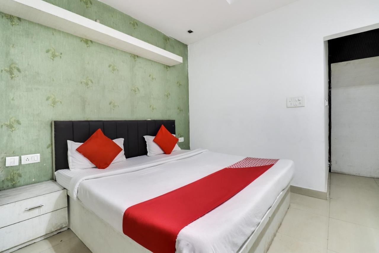 Oyo Flagship Just-9 Inn Near Sahara Ganj Mall Lucknow Extérieur photo