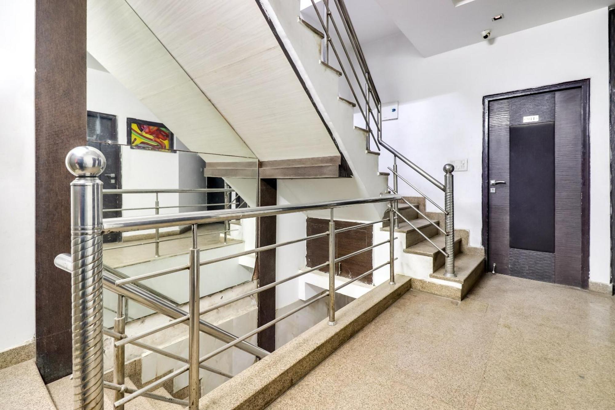 Oyo Flagship Just-9 Inn Near Sahara Ganj Mall Lucknow Extérieur photo
